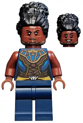 sh735 - LEGO Superheroes Shuri, sötétkék felsőben