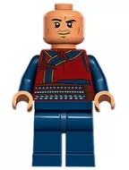 sh826 - LEGO Superheroes Wong minifigura, piros köntös, kék nadrág