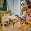 76966 - LEGO Jurassic World™ - Dinóküldetések: allosaurust szállító kamion